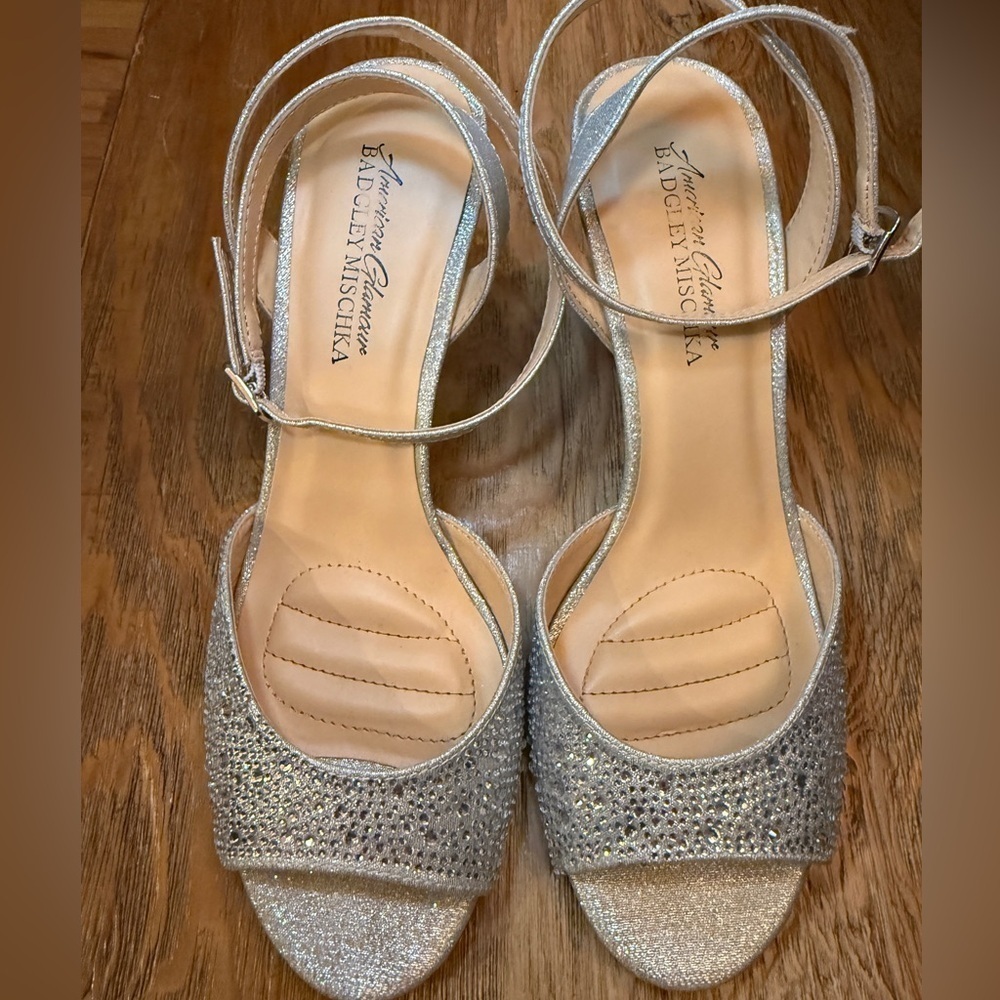 Badgley Mischka Silver Heels with Adjustable Ankle Strap see all pics  prom